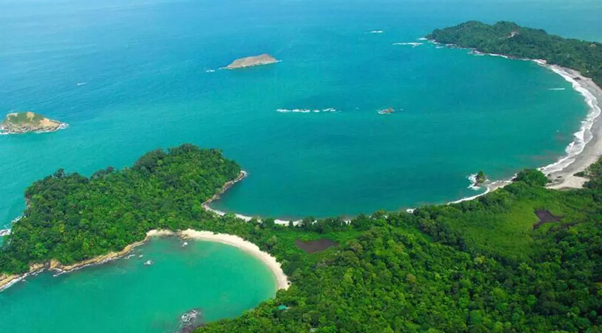 landscape parque nacional manuel antonio